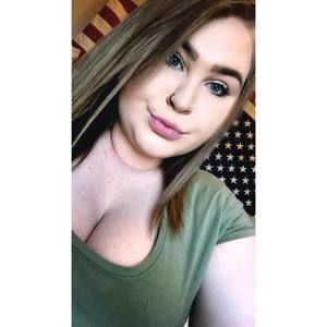 Meet your Posher, Kenzie